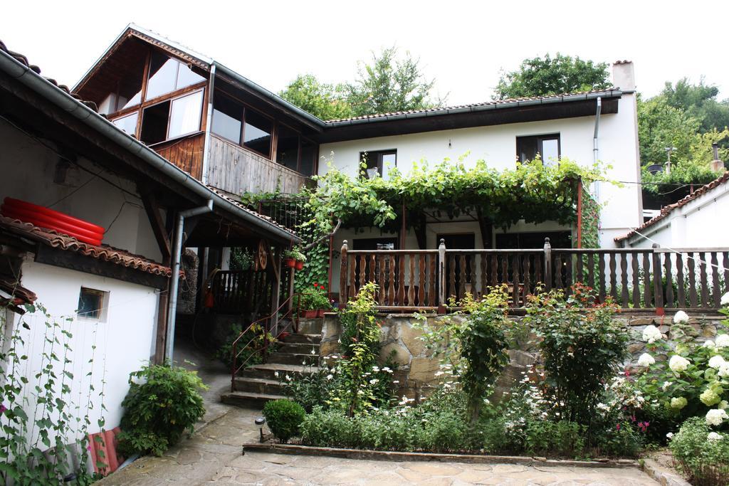 Hikers Hostel Veliko Tarnovo Exterior photo