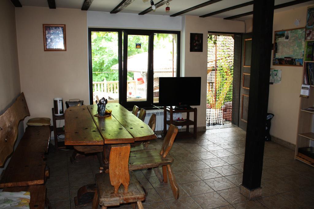 Hikers Hostel Veliko Tarnovo Exterior photo